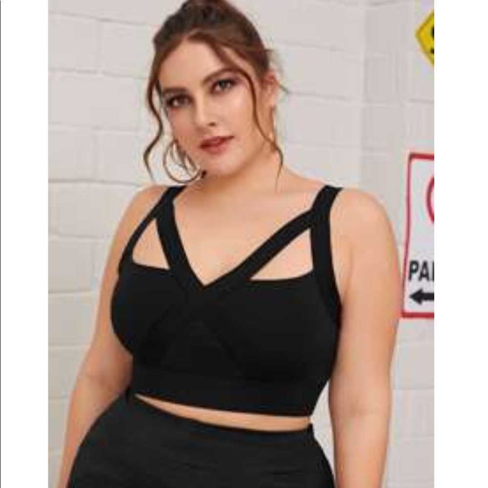 Cross-front Sport Bra!